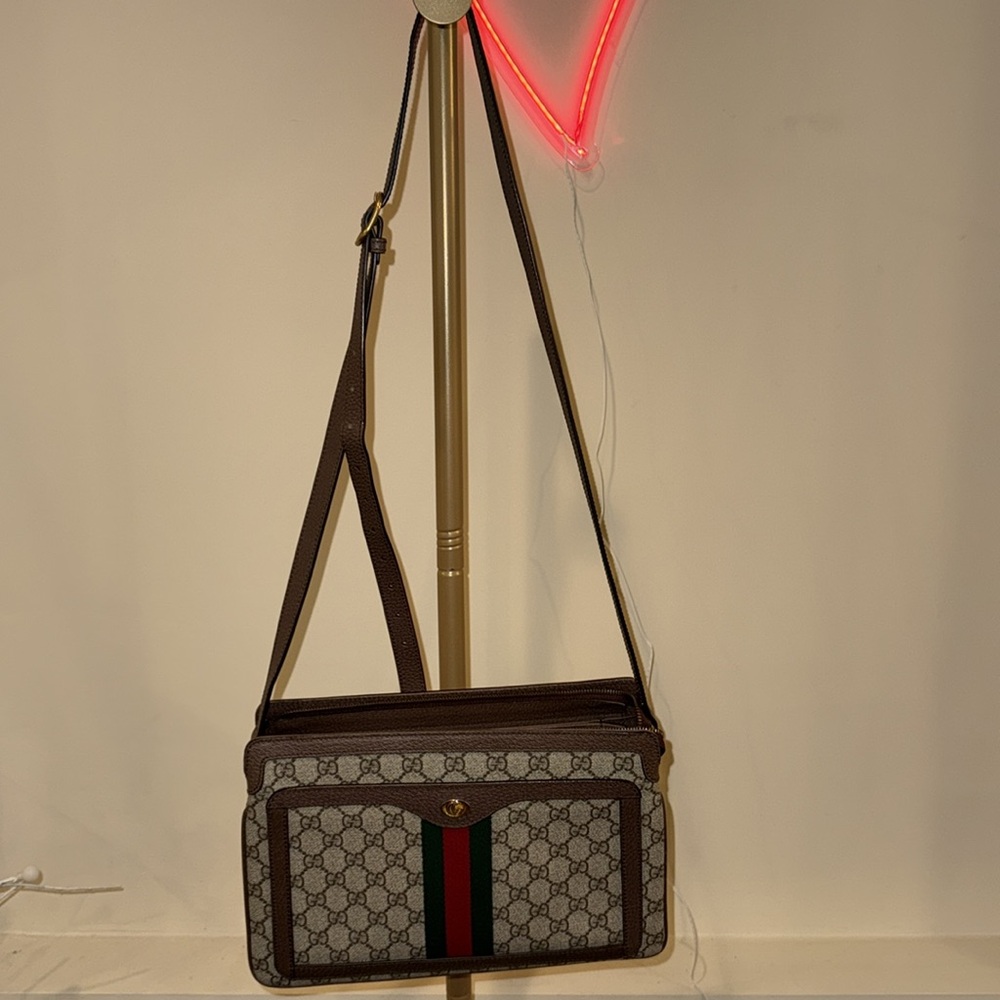 Gucci cross body 10 x 12 x 3 - Picture 5 of 9